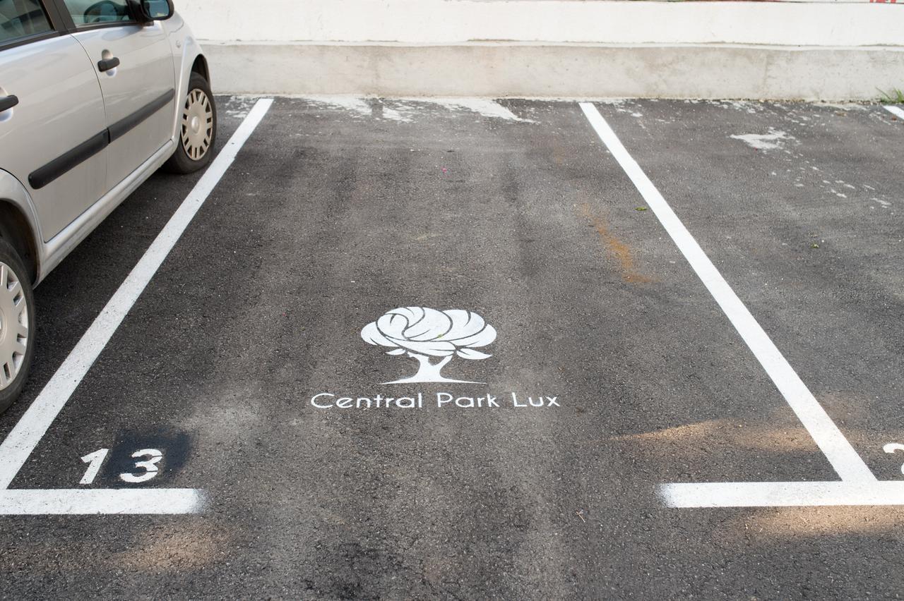 Central Park Lux Arandjelovac Exterior foto